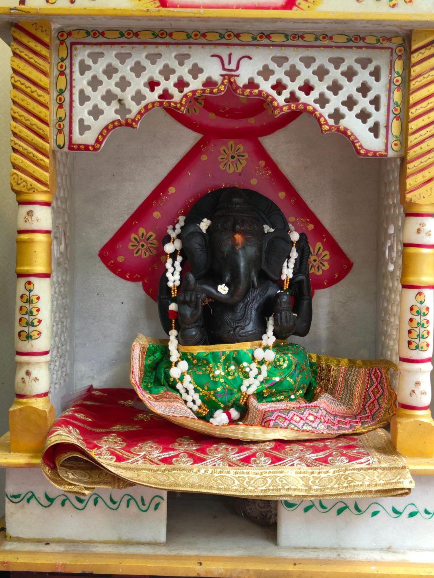 Hotel Sea Beach - 100 Meters From Sea Beach - Near By Jagannath Temple - Wifi - Lift And Parking Facilities - Jai Jagannath 4*