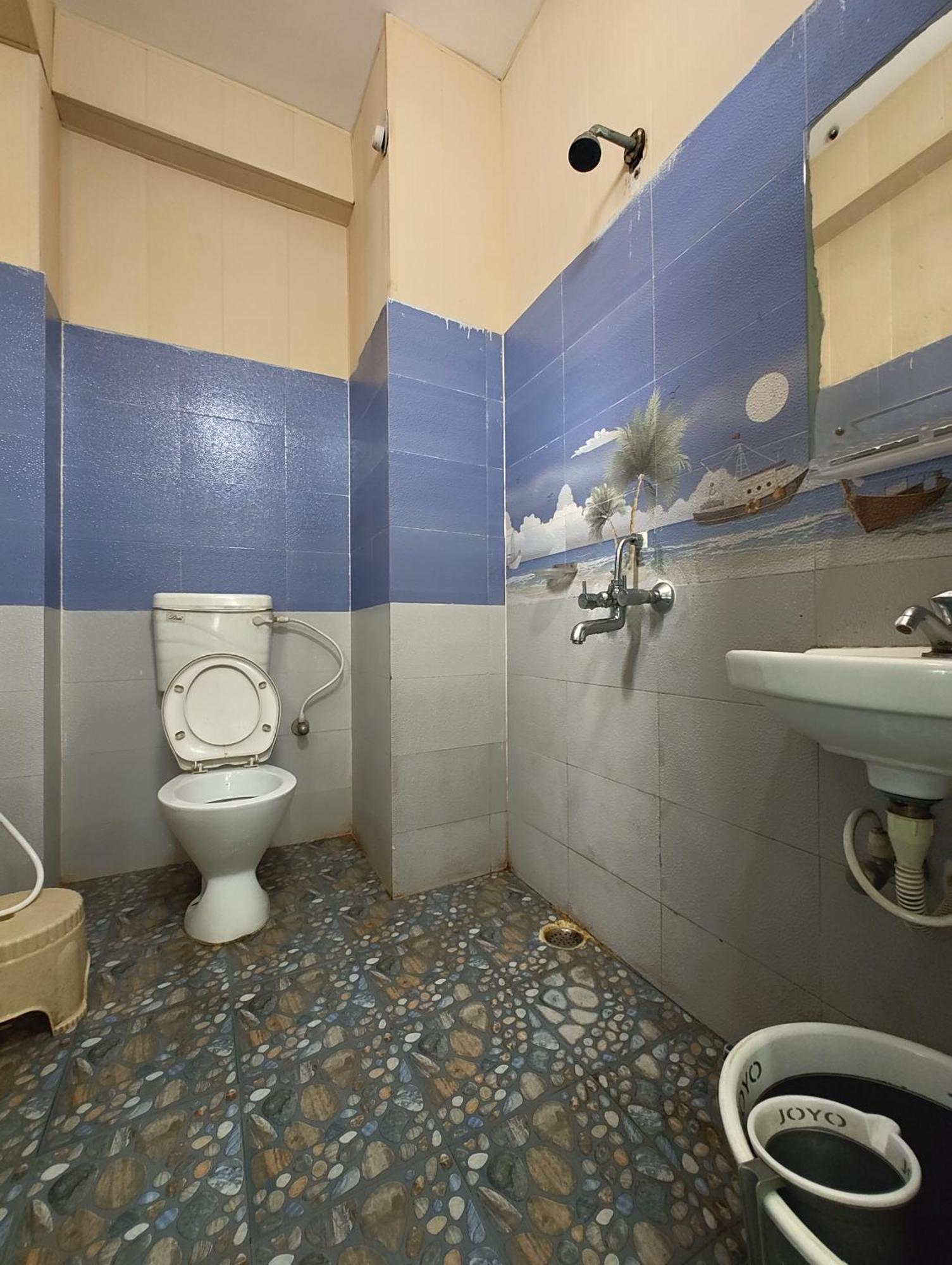 Hotel Sea Beach - 100 Meters From Sea Beach - Near By Jagannath Temple - Wifi - Lift And Parking Facilities - Jai Jagannath